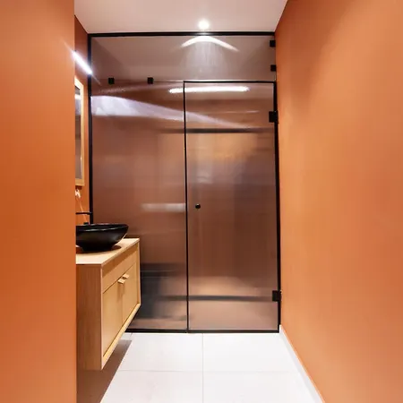 Apartment Luxurious In The Heart Of *